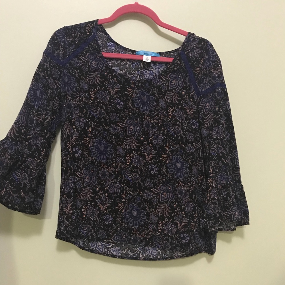 Francescas flowered blouse